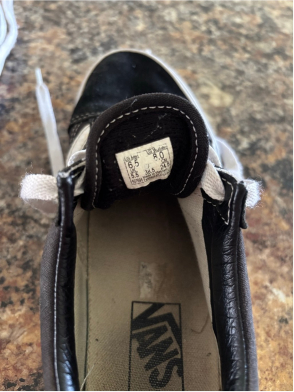 Vans Old Skool Black White Men’s 6.5 Women’s 8 Classic Skate Shoes - Picture 5 of 9